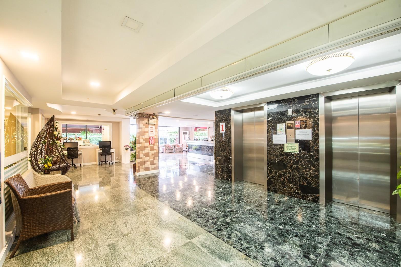 Roseate Ratchada Lejlighedshotel Bangkok Eksteriør billede