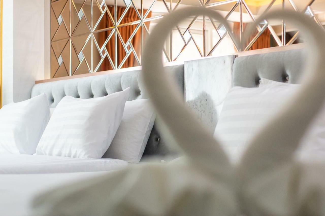 Roseate Ratchada Lejlighedshotel Bangkok Eksteriør billede