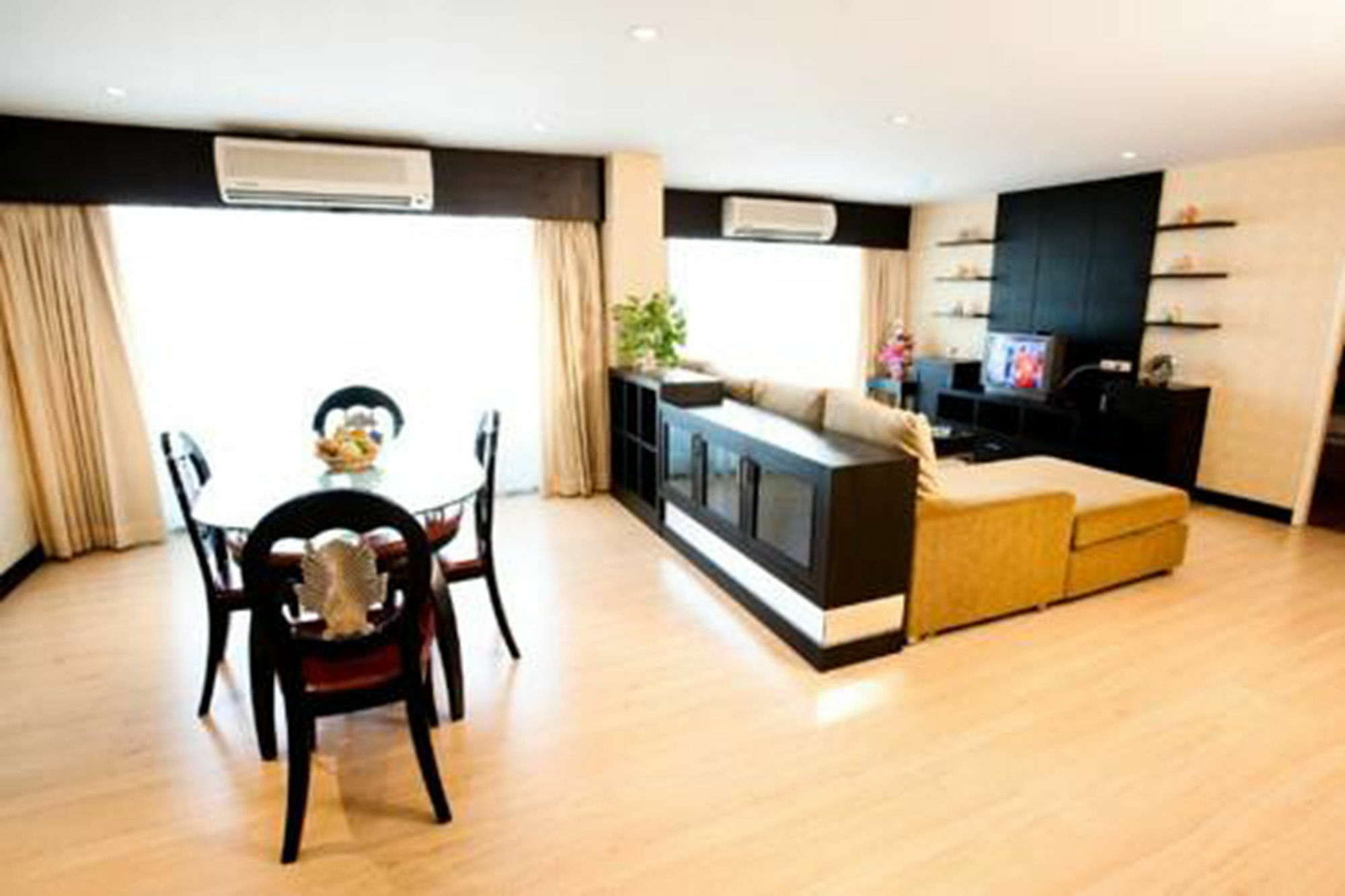 Roseate Ratchada Lejlighedshotel Bangkok Eksteriør billede
