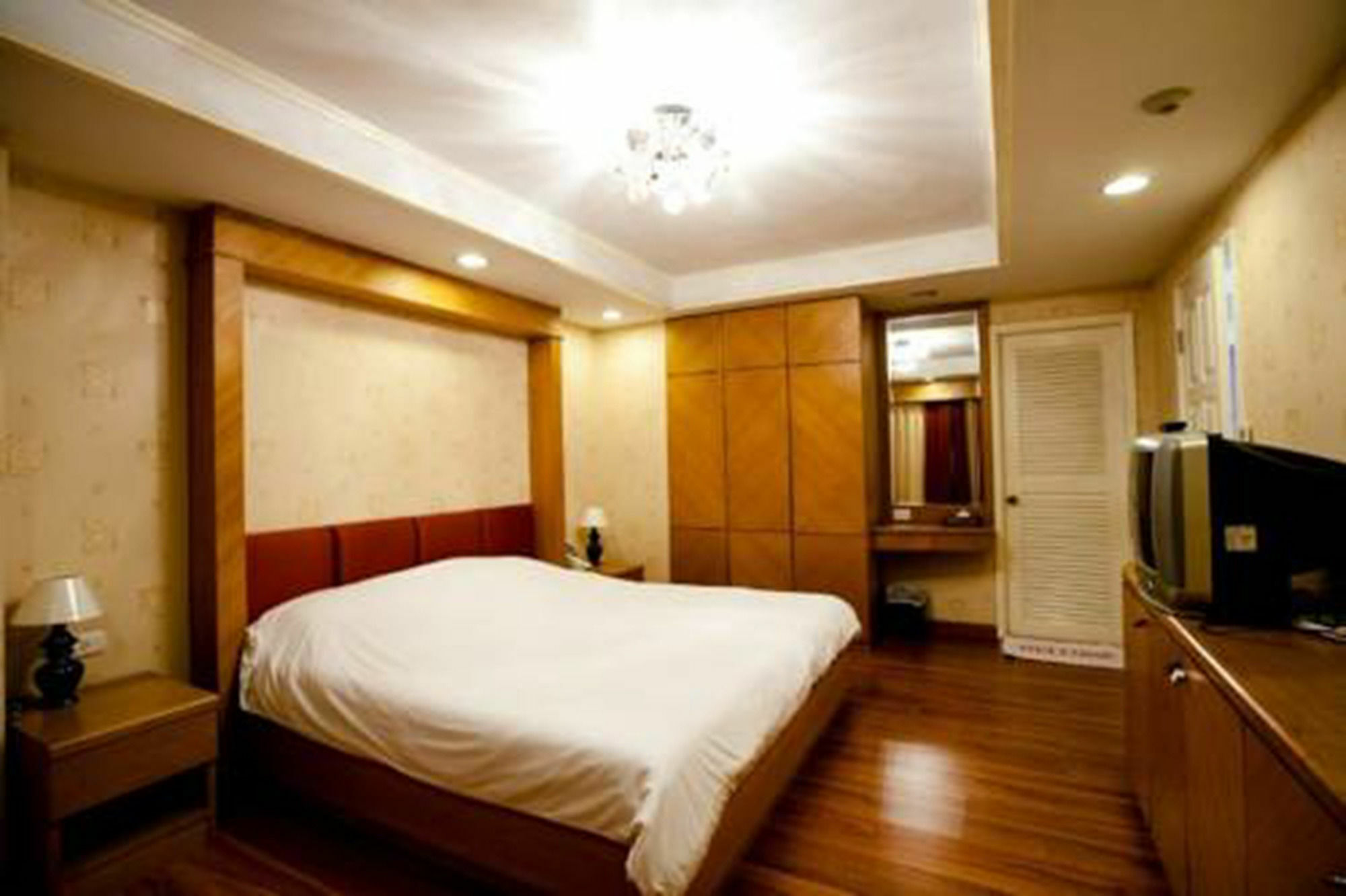 Roseate Ratchada Lejlighedshotel Bangkok Eksteriør billede
